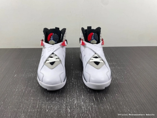 Official Maikesneakers 8 Retro Bugs Bunny 305381-103 Air Jordan (2013) 0627